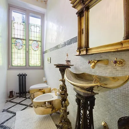Historic Argegno Βίλα